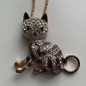 Betsey Johnson Rhinestone Cat Pendant necklace